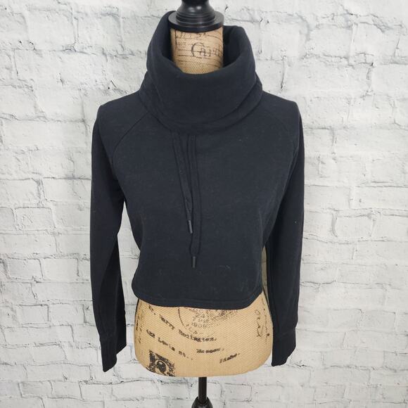 Gymshark Slouch cropped hoodie sweater Sz M black pullover A4N - Picture 1 of 4